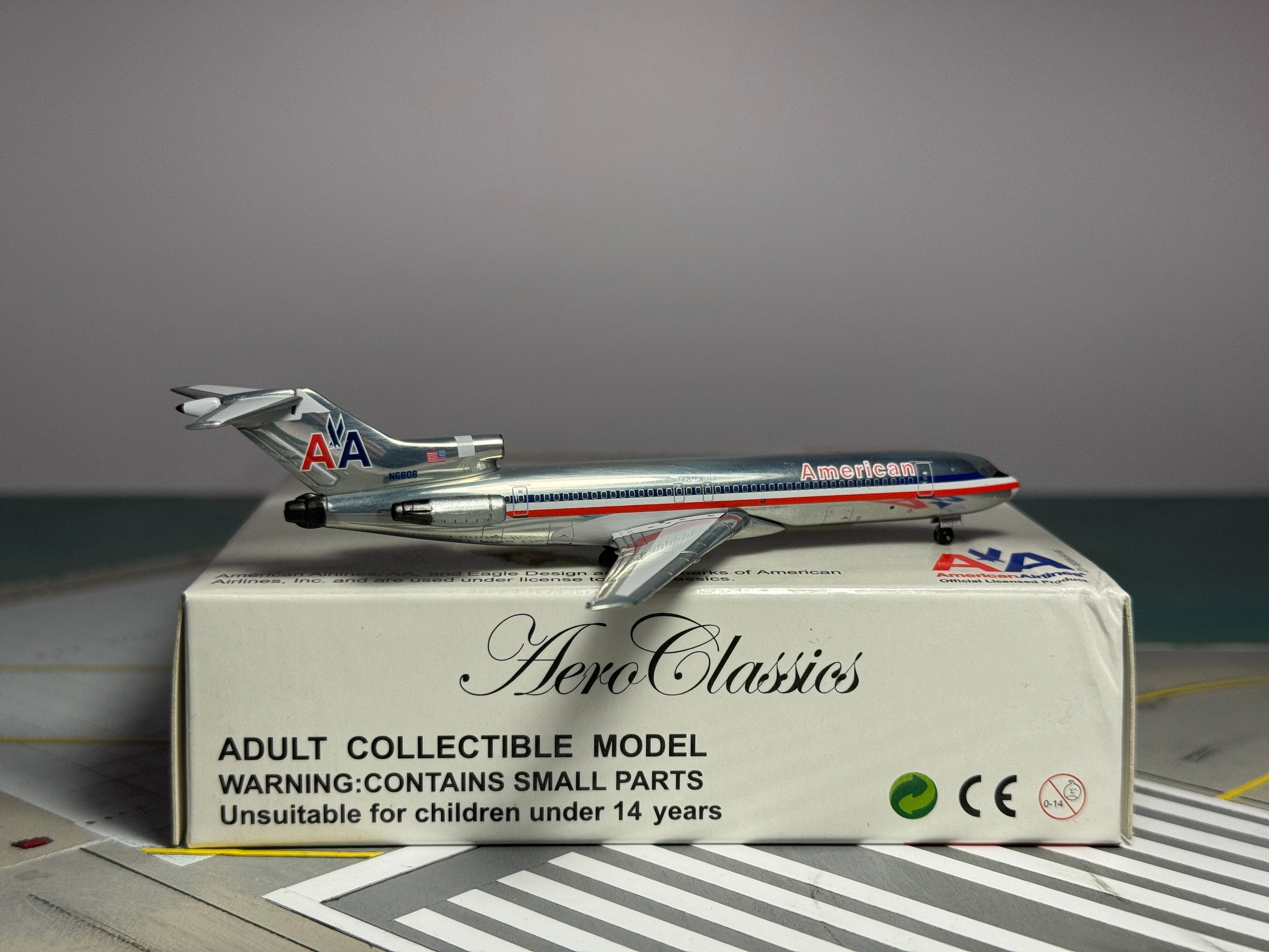 Aeroclassics 1:400 American Airlines Boeing 727-200 N6808 polished ACN6808