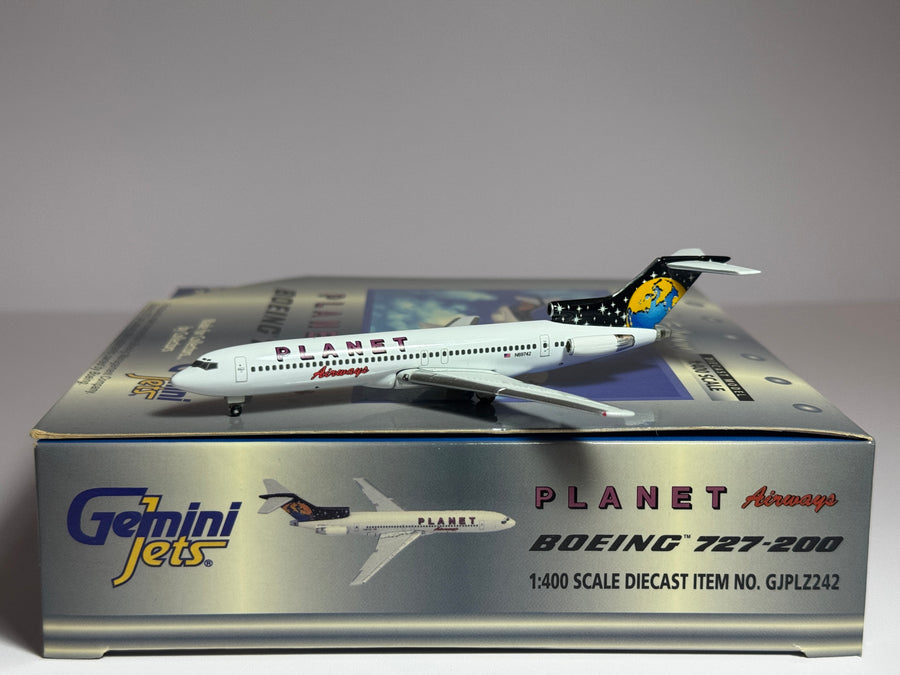 Gemini Jets 1:400 Planet Airways Boeing 727-200 N69742 Earth Tail GJPLZ242