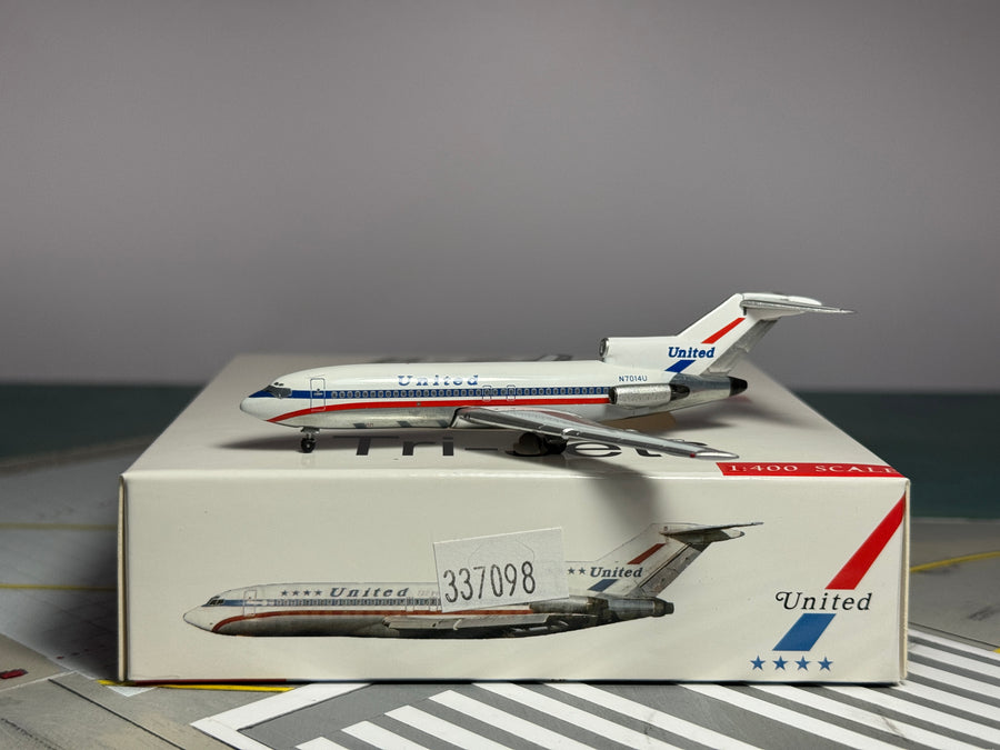Aeroclassics 1:400 United Airlines Boeing 727-100 N7014U Mainliner ACN7014U