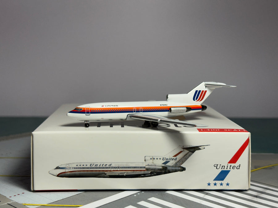 Aeroclassics 1:400 United Airlines Boeing 727-100 N7026U Saul Bass AC419764