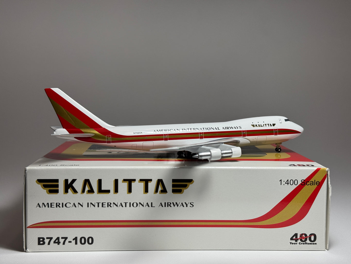 Aeroclassics 1:400 American International Boeing 747-100F N702CK Kalitta Hybrid BB4-2003-13B