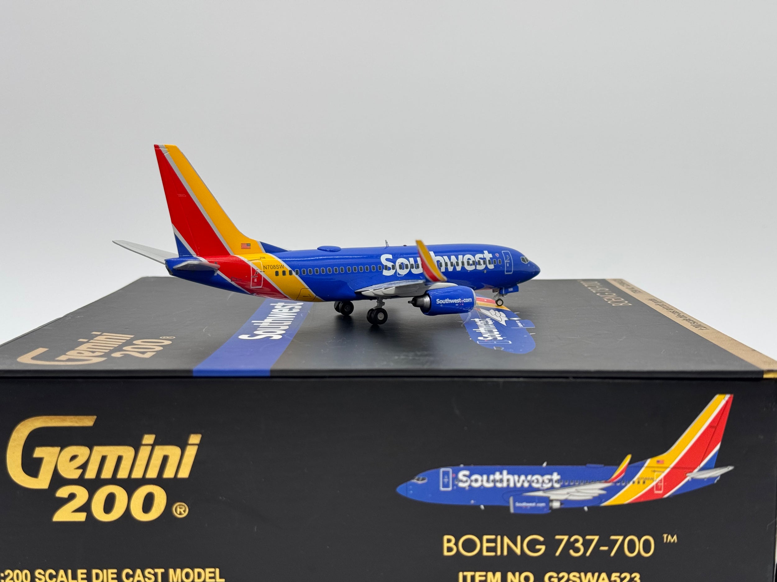 Gemini Jets 1:200 Southwest Boeing 737-700 N708SW Heart One G2SWA523
