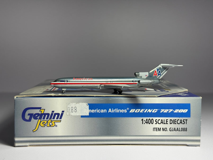 Gemini Jets 1:400 American Airlines Boeing 727-200 N718AA polished GJAAL088
