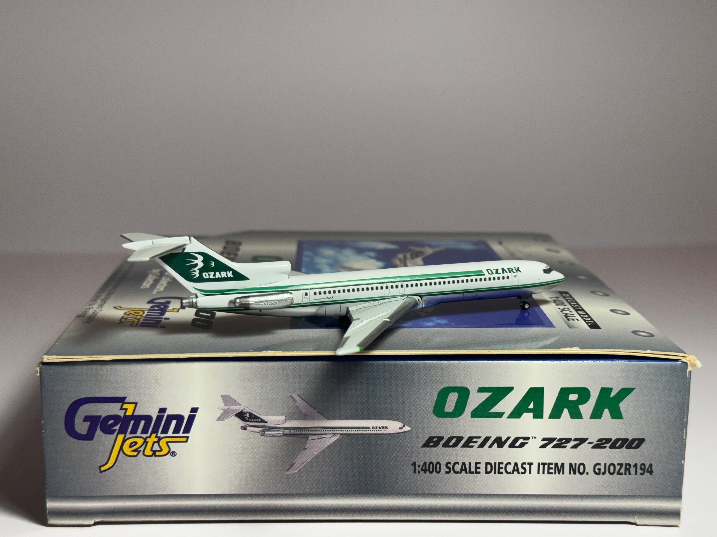 Gemini Jets 1:400 Ozark Air Lines Boeing 727-200 N720ZK 1980s colors GJOZR194