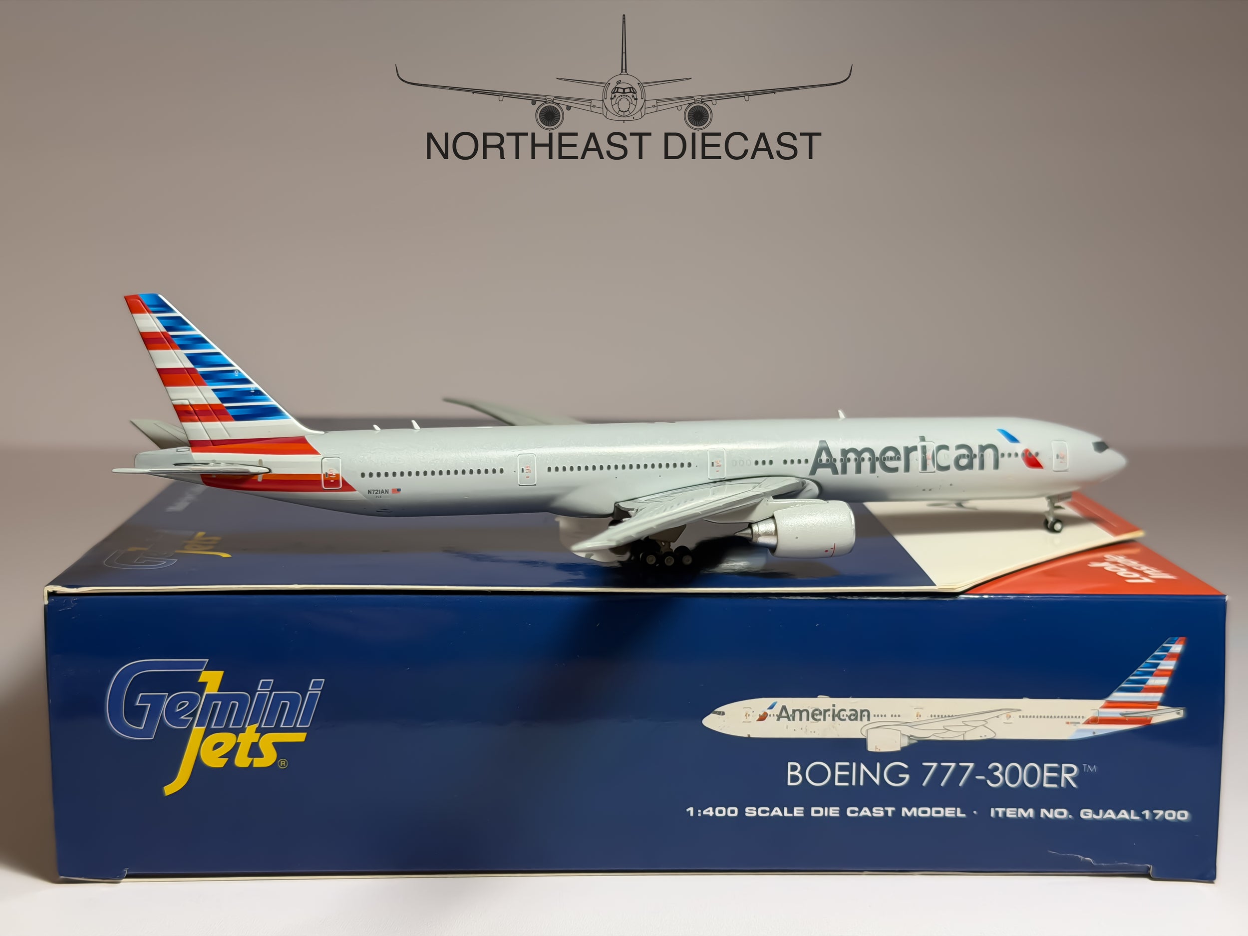 American Airlines Boeing 777-300ER 1:400 Gemini Jets N721AN (GJAAL1700)