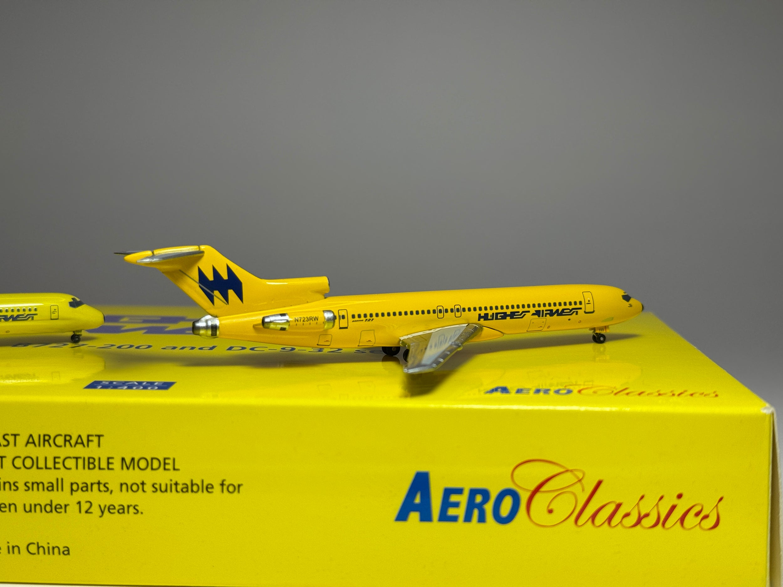 Aeroclassics 1:400 Hughes Airwest Boeing 727-200 N723RW + N9338 DC-9-32 two plane set AC18166