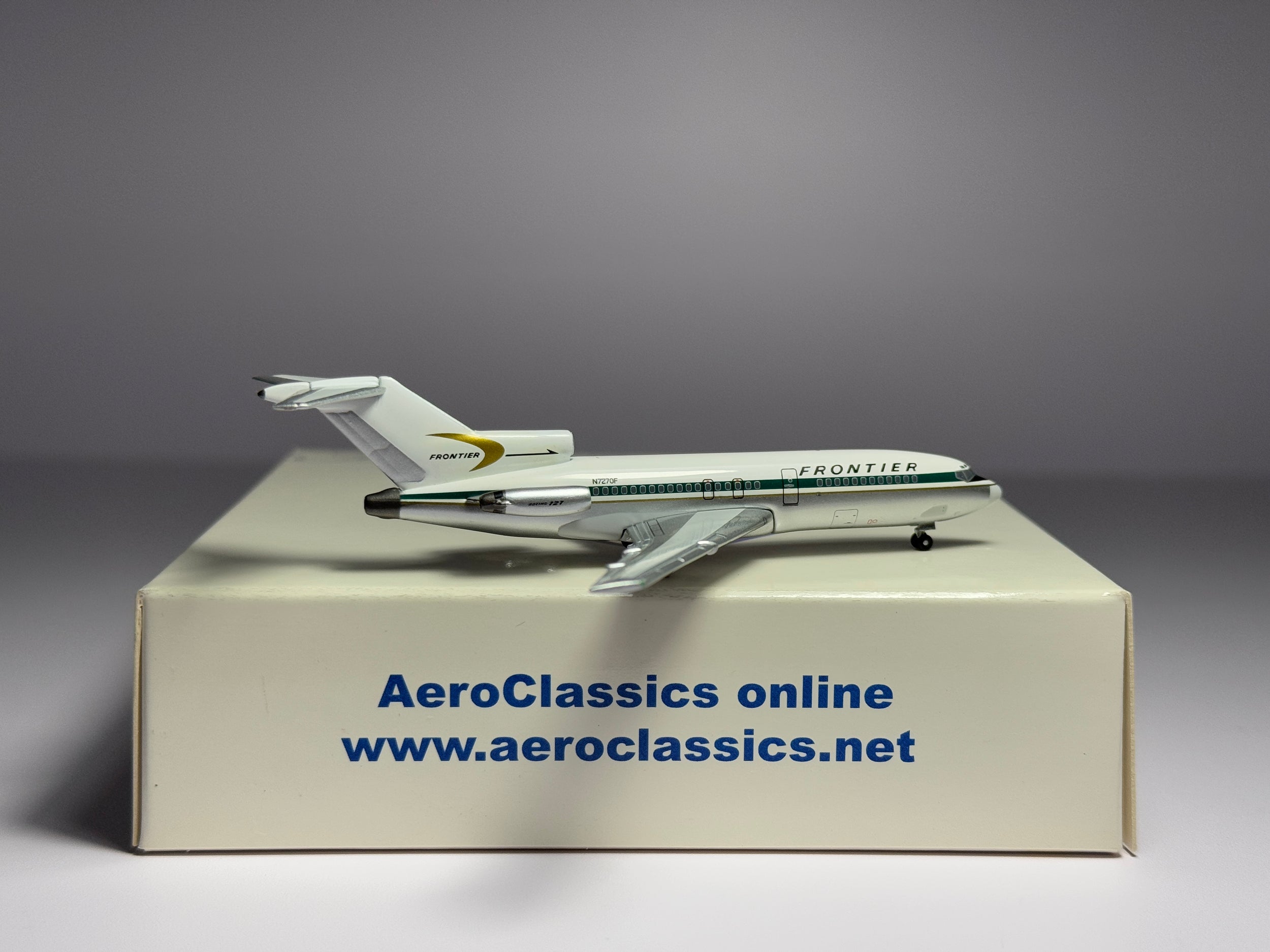 Aeroclassics 1:400 Frontier Airlines Boeing 727-100 N7270F ACTFA045