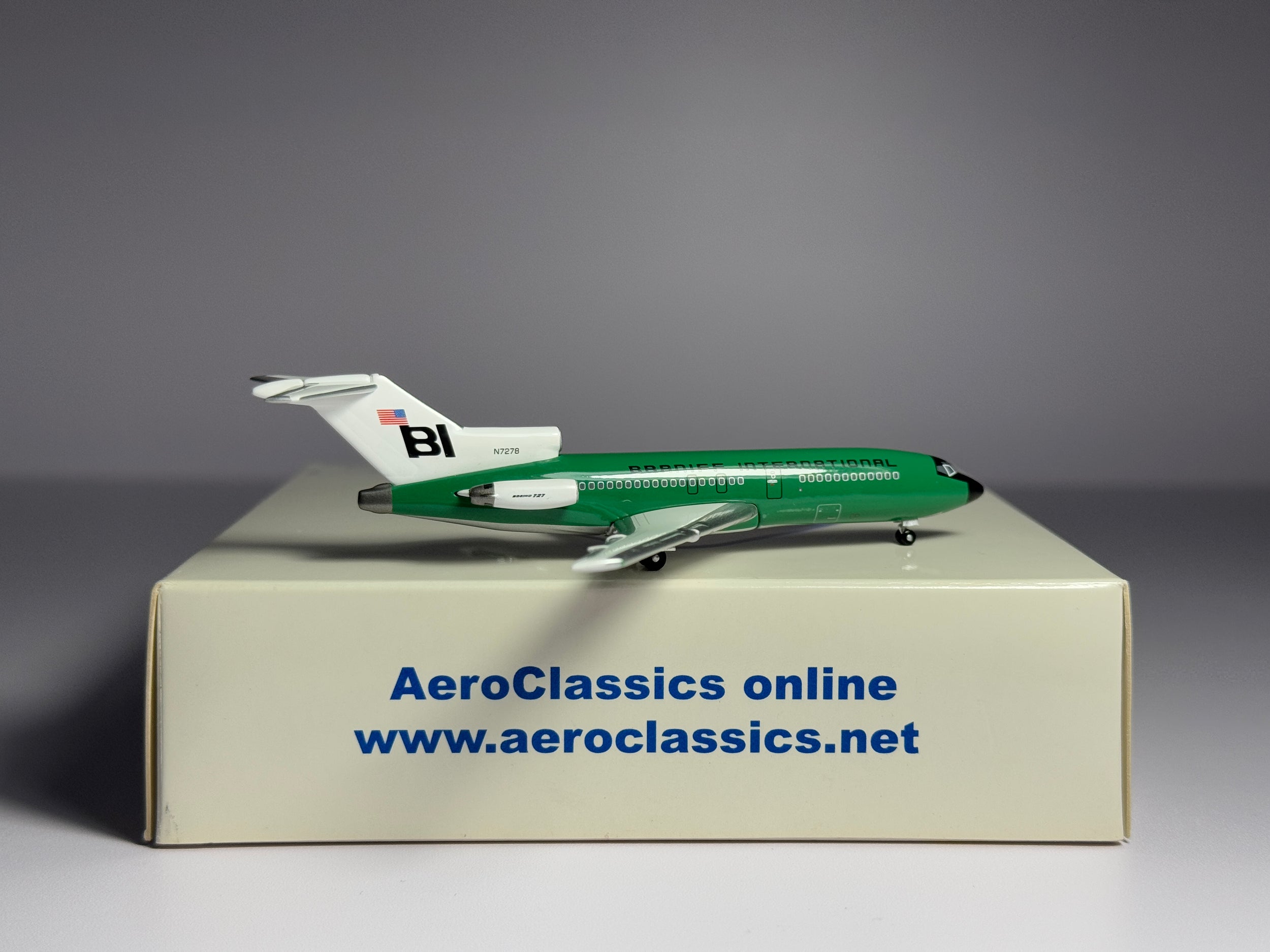Aeroclassics 1:400 Braniff International Boeing 727-100 N7278 Green Jellybean ACN7278