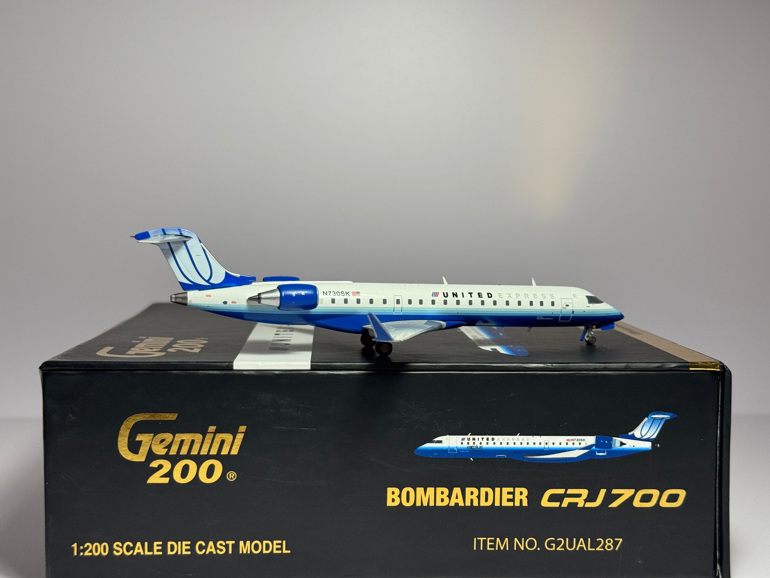 Gemini Jets 1:200 United Express Bombardier CRJ700 N730SK Tulip G2UAL287