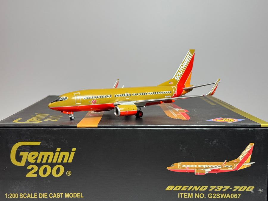 Gemini Jets 1:200 Southwest Boeing 737-700 N736SA Mustard Rocket G2SWA067