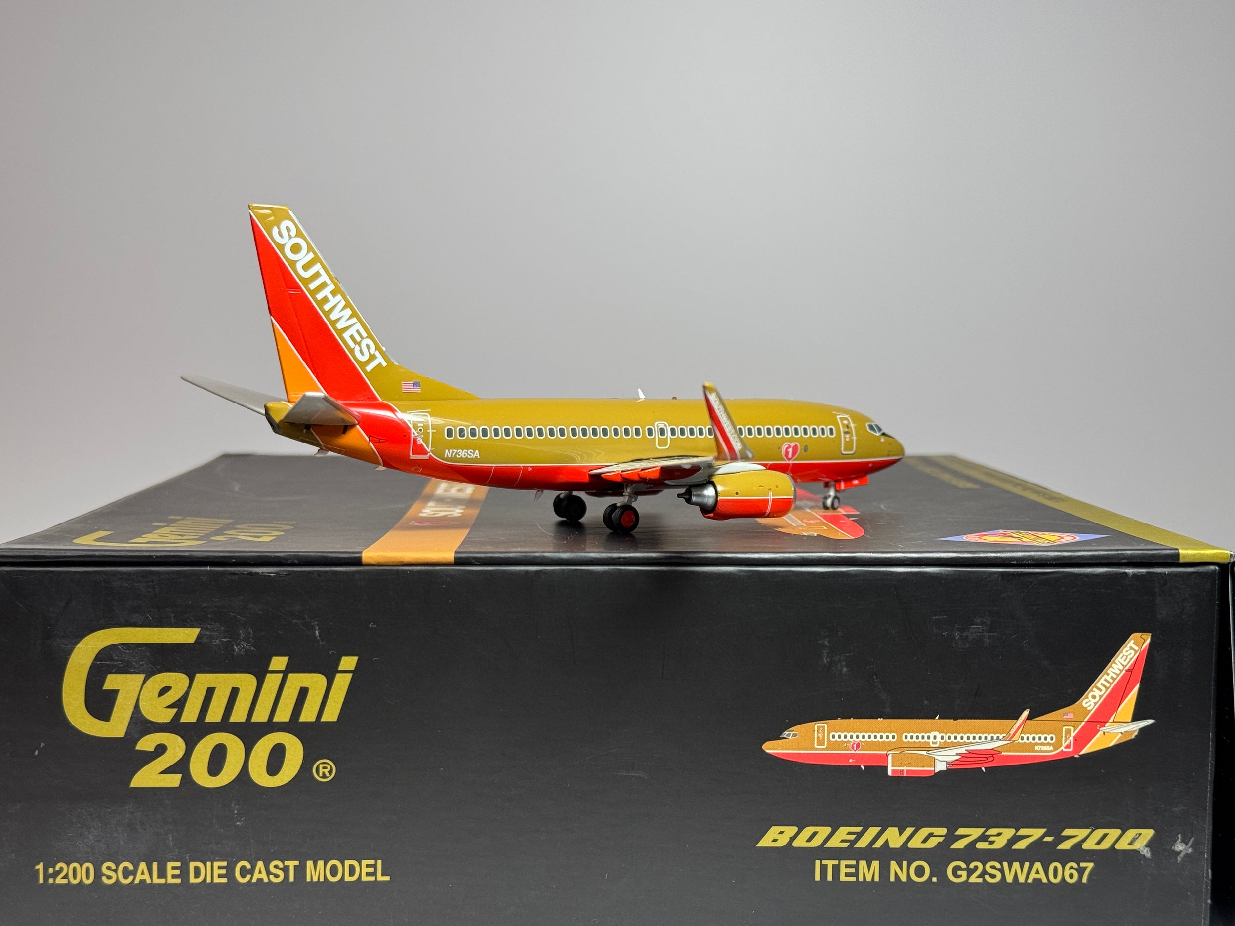 Gemini Jets 1:200 Southwest Boeing 737-700 N736SA Mustard Rocket G2SWA067