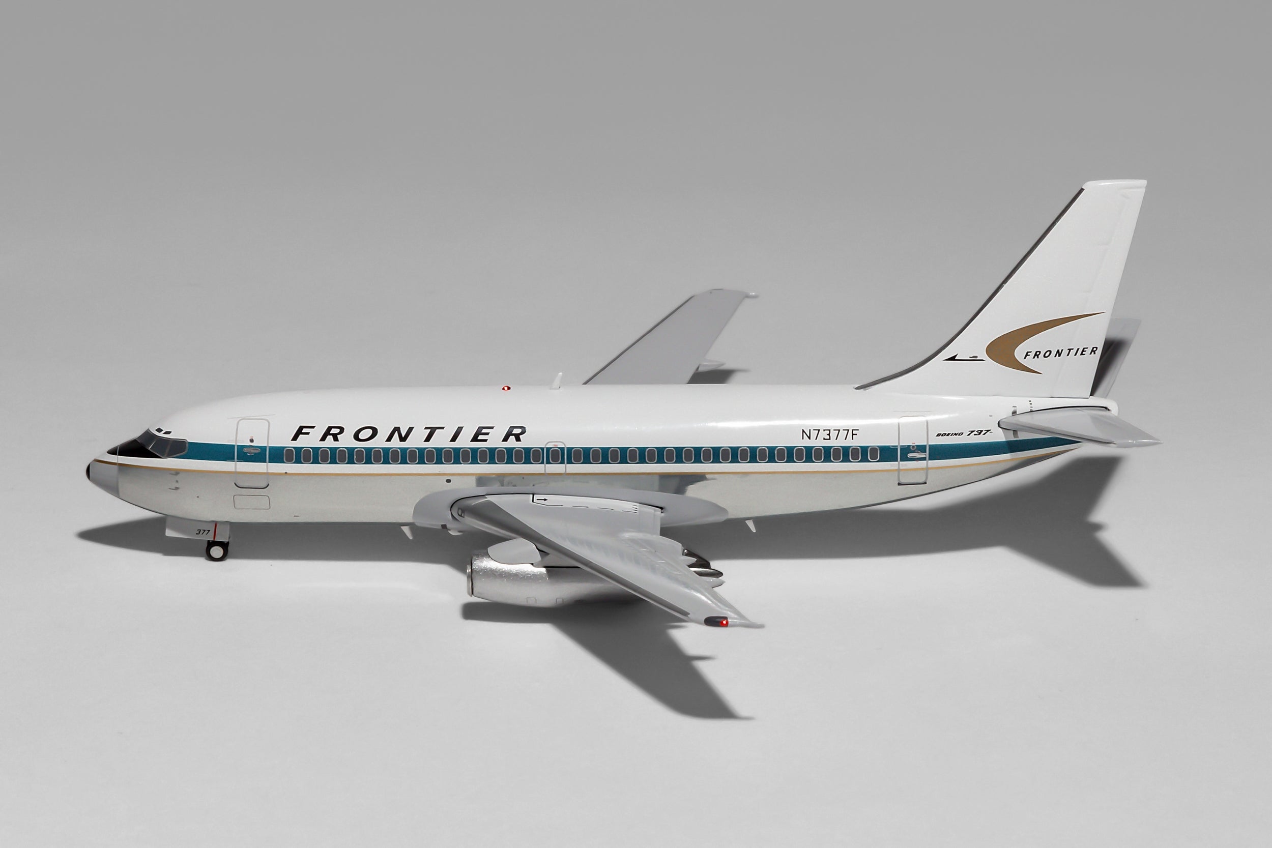 JC Wings 1:200 Frontier Airlines Boeing 737-200 N7377F old colors XX20506