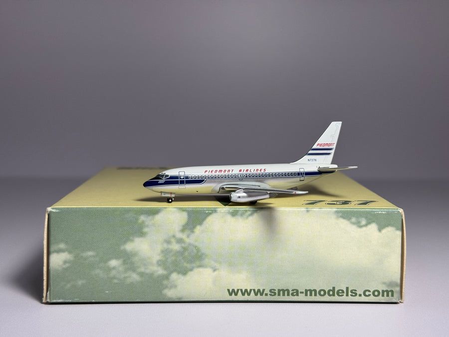 Aeroclassics 1:400 Piedmont Airlines Boeing 737-200 N737N polished belly ACN737N