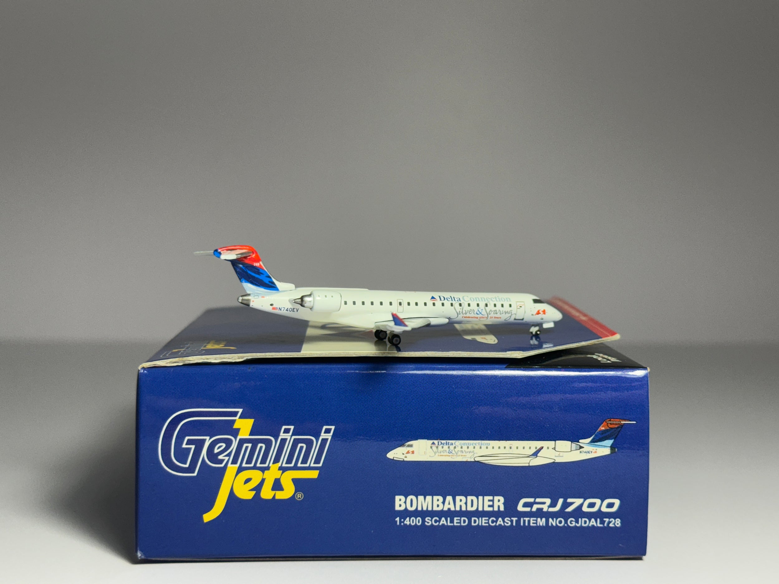 Gemini Jets 1:400 Delta Connection Bombardier CRJ700 N740EV Deltaflot GJDAL728