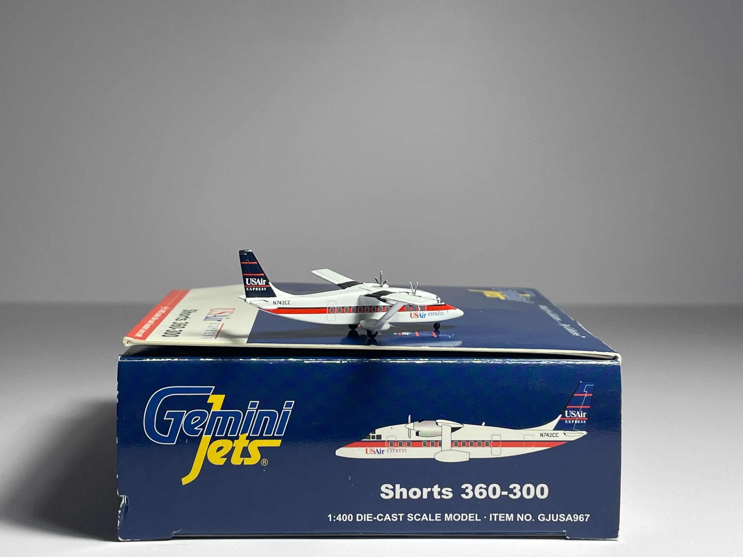 Gemini Jets 1:400 USAir Express Short 360-300 N742CC white & red GJUSA967