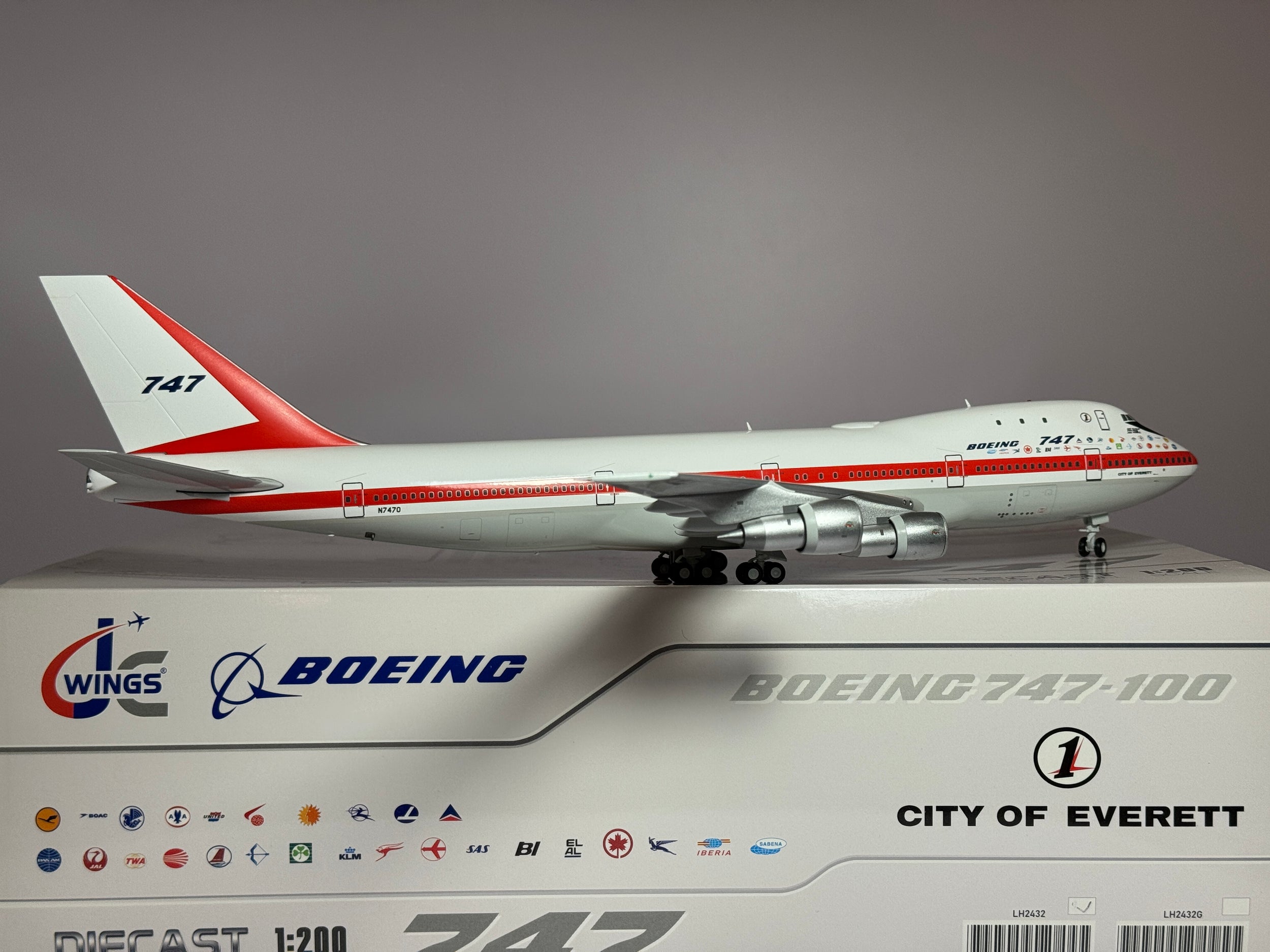 JC Wings 1:200 House Livery Boeing 747-100 N7470 City of Everett LH2432