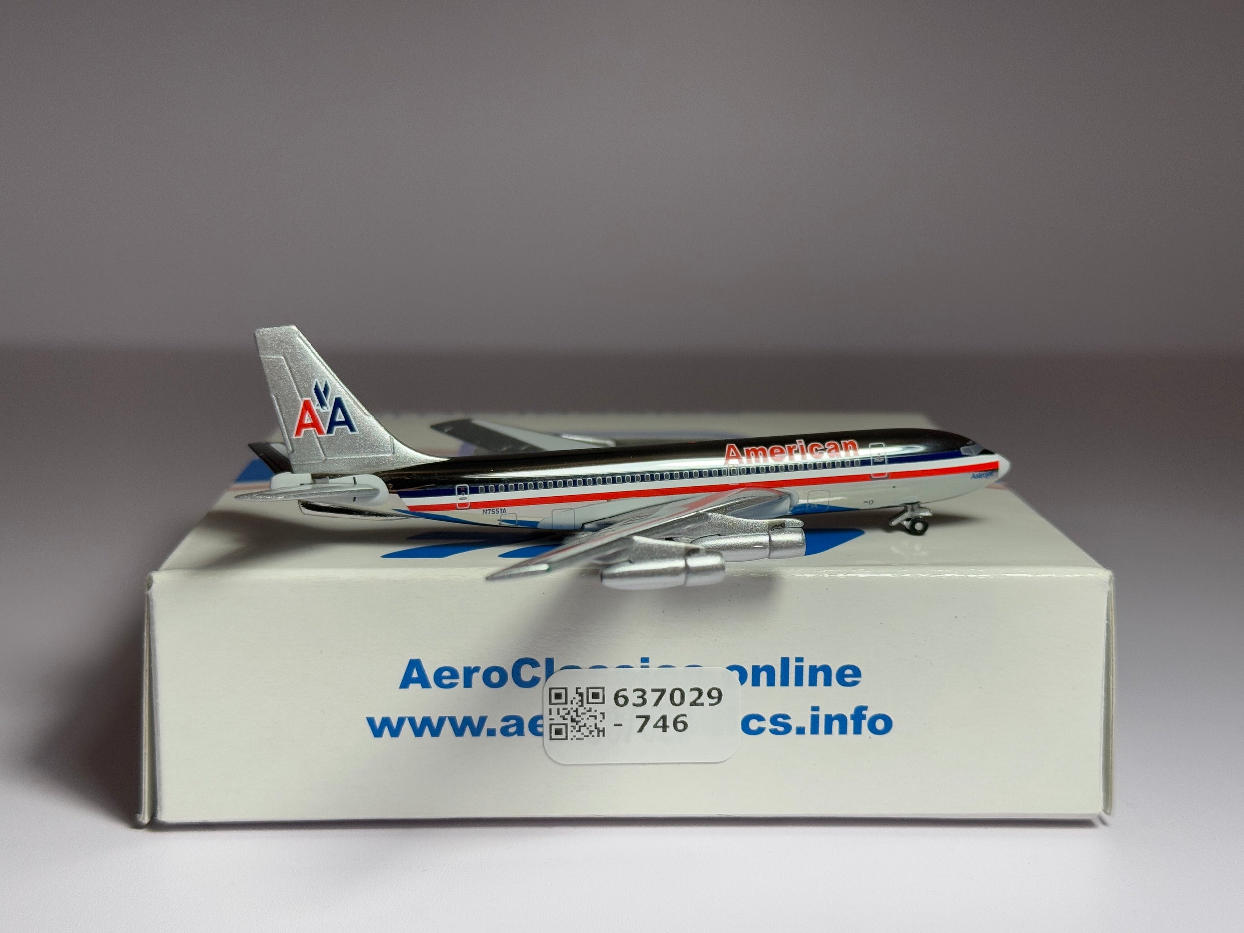 Aeroclassics 1:400 American Airlines Boeing 720 N7551A Polished ACN7551A