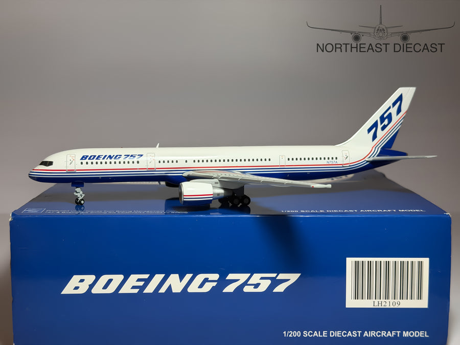Boeing House Boeing 757-200 1:200 JC Wings N757A (LH2109)