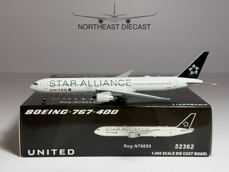 United Airlines Boeing 767-400 1:400 Panda Models N76055 (52362)