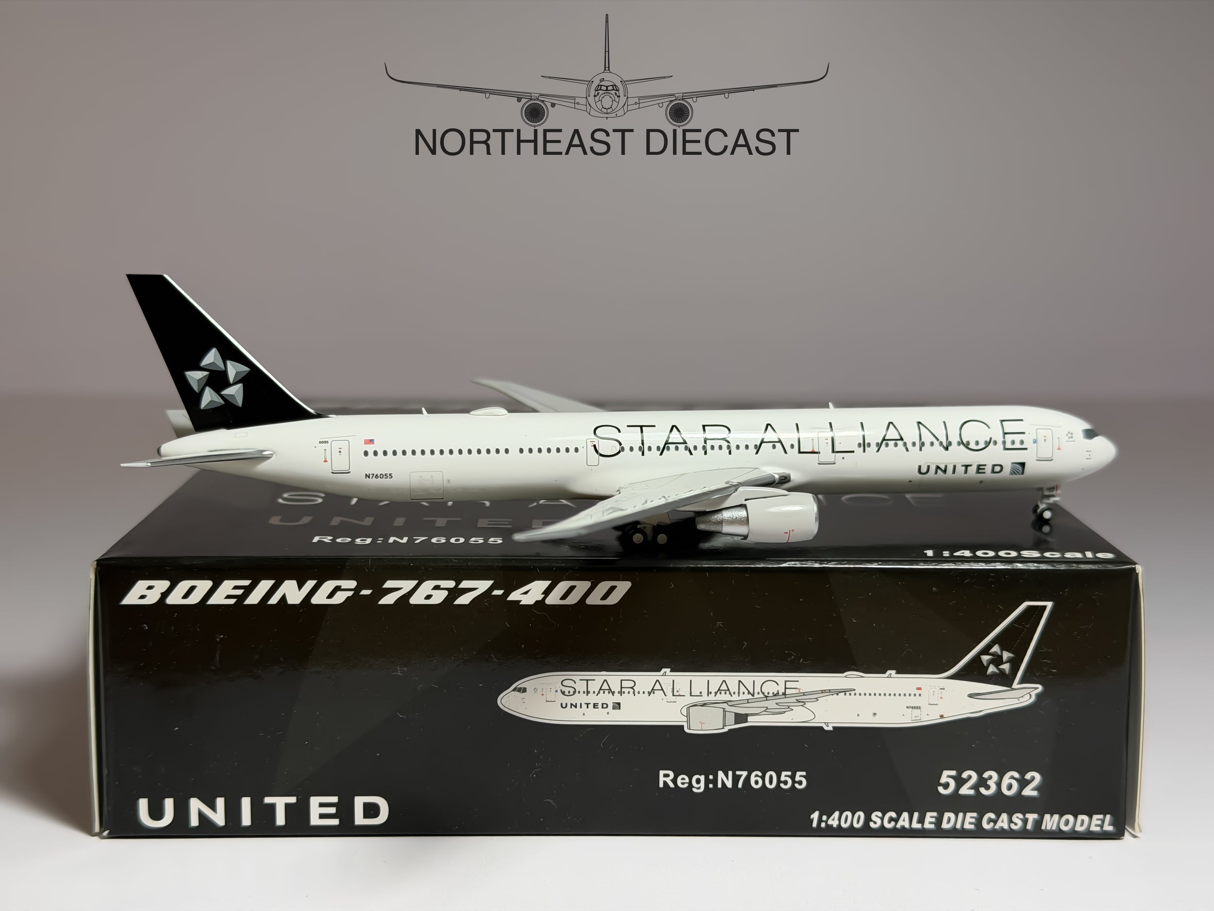 United Airlines Boeing 767-400 1:400 Panda Models N76055 (52362)