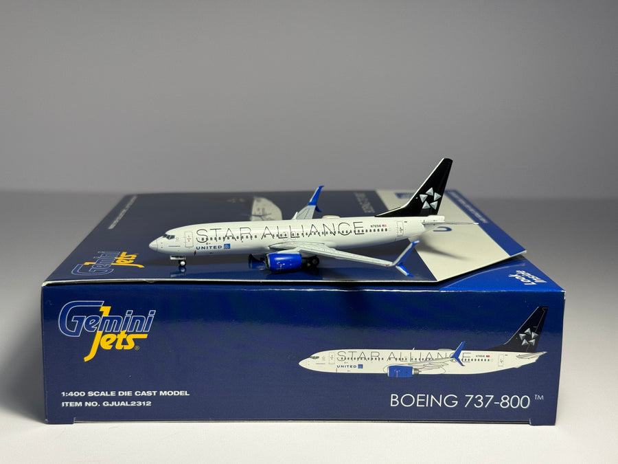 Gemini Jets 1:400 United Airlines Boeing 737-800 N76516 "Star Alliance" GJUAL2312