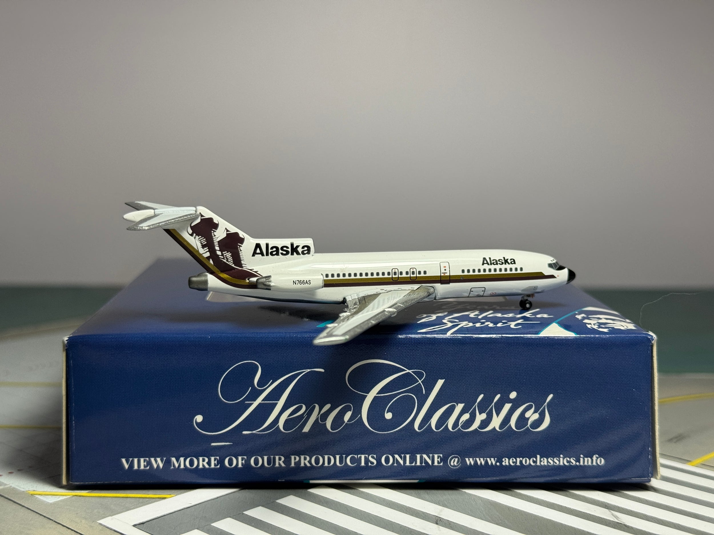 Aeroclassics 1:400 Alaska Airlines Boeing 727-100 N766AS ACN766AS
