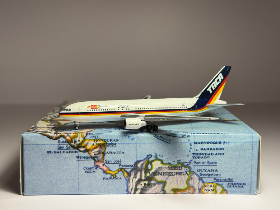 Aeroclassics 1:400 TACA Boeing 767-200 N767TA ACN767TA