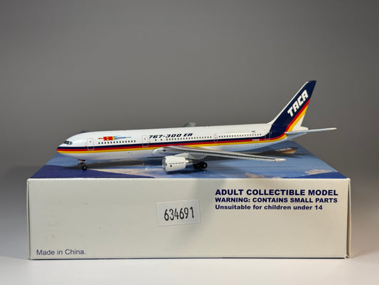 Aeroclassics 1:400 TACA Boeing 767-300ER N768TA ACN768TA