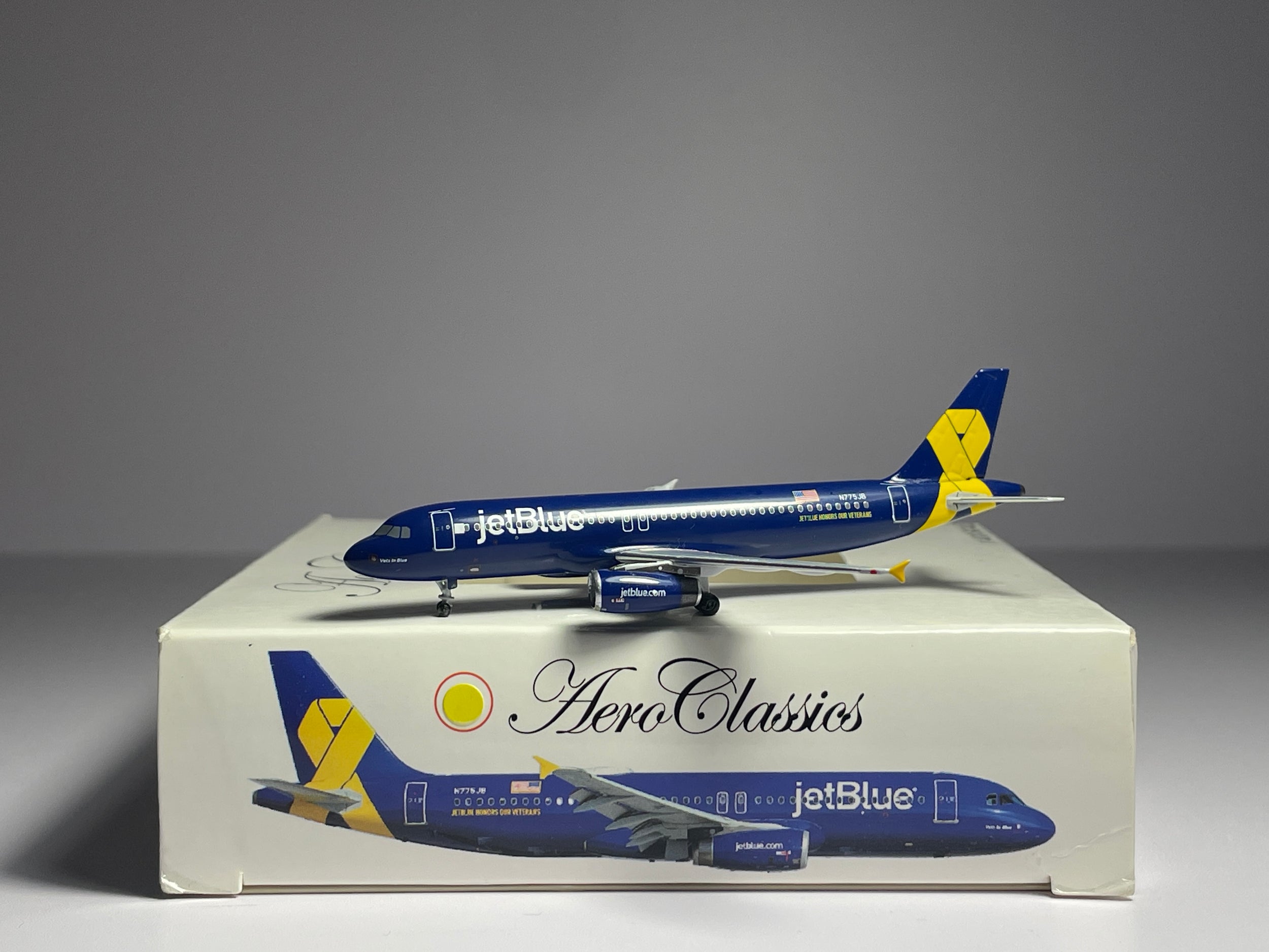Aeroclassics 1:400 JetBlue Airbus A320-200 N775JB Veterans AC411267