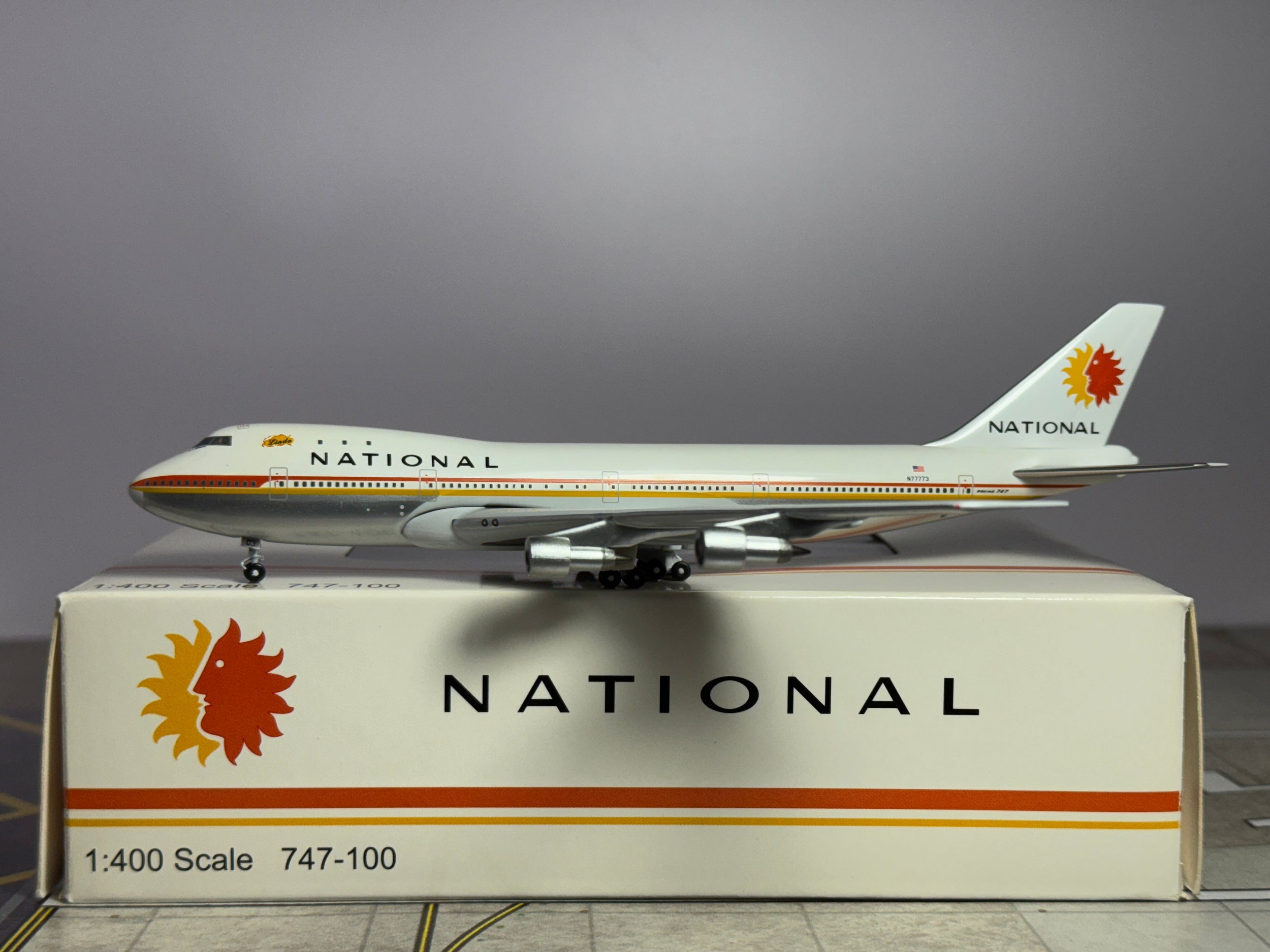 Aeroclassics 1:400 National Airlines Boeing 747-100 N77773 Linda ACN77773B