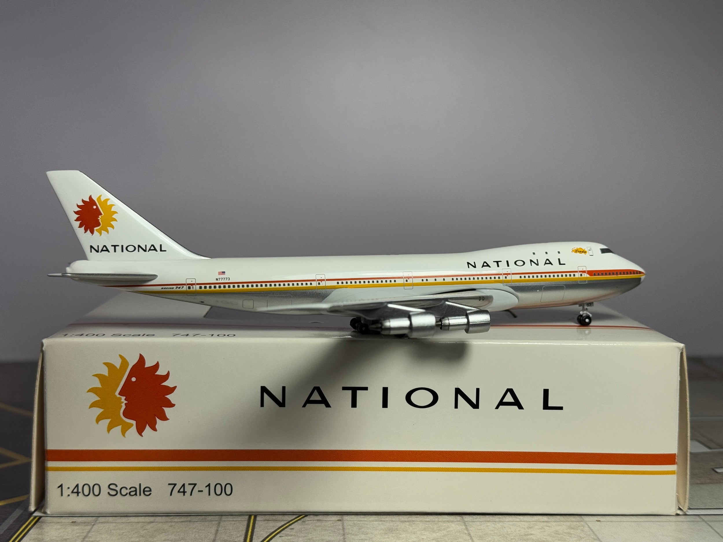 Aeroclassics 1:400 National Airlines Boeing 747-100 N77773 Linda ACN77773B