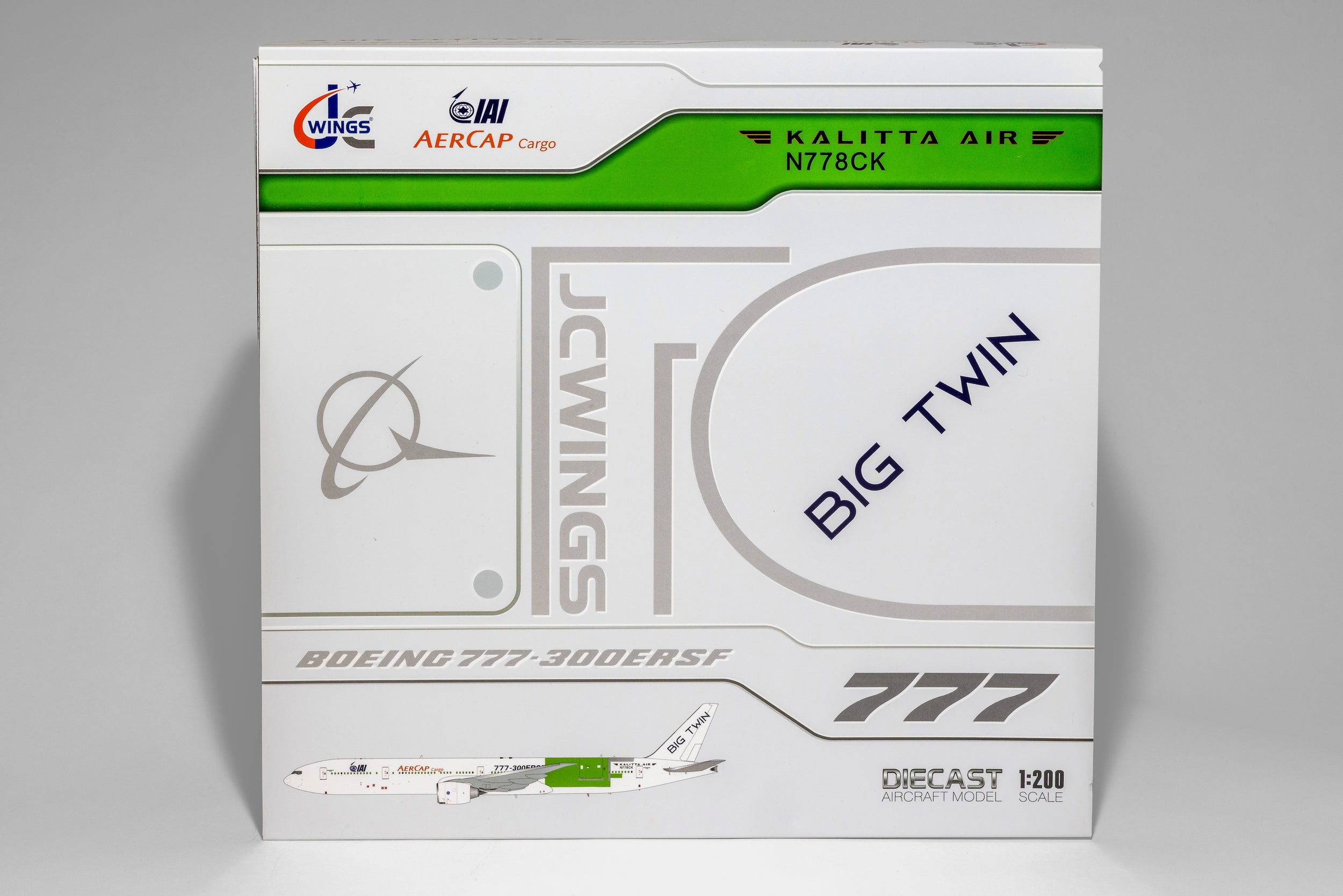 JC Wings 1:200 Kalitta Air Boeing 777-300ERSF N778CK P2F bare metal LH2457