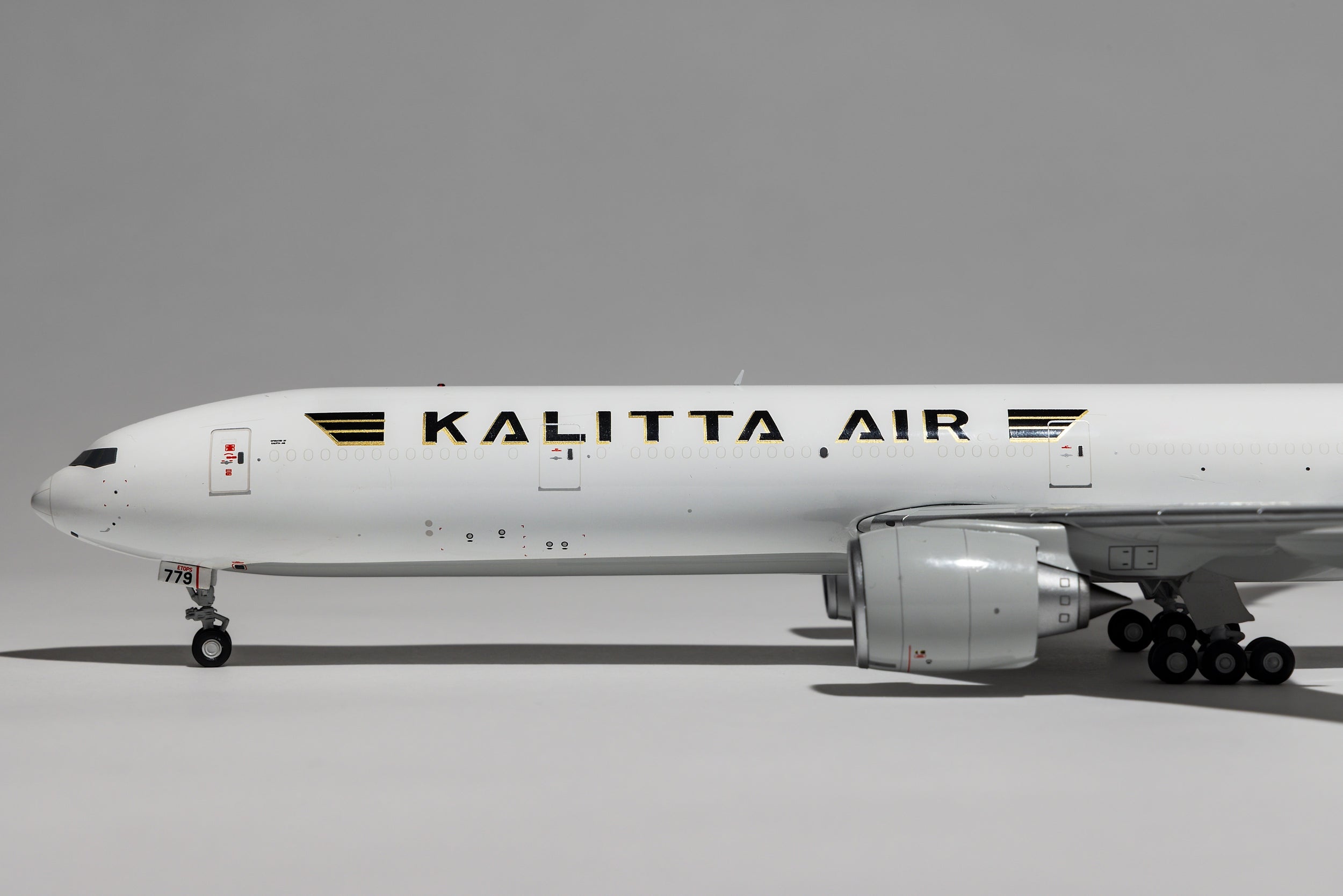 Gemini Jets 1:200 Kalitta Air Boeing 777-300ERF N779CK new colors G2CKS1364