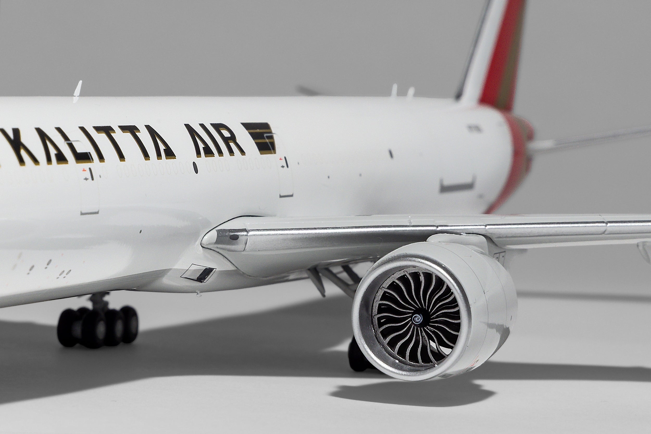 Gemini Jets 1:200 Kalitta Air Boeing 777-300ERF N779CK new colors G2CKS1364