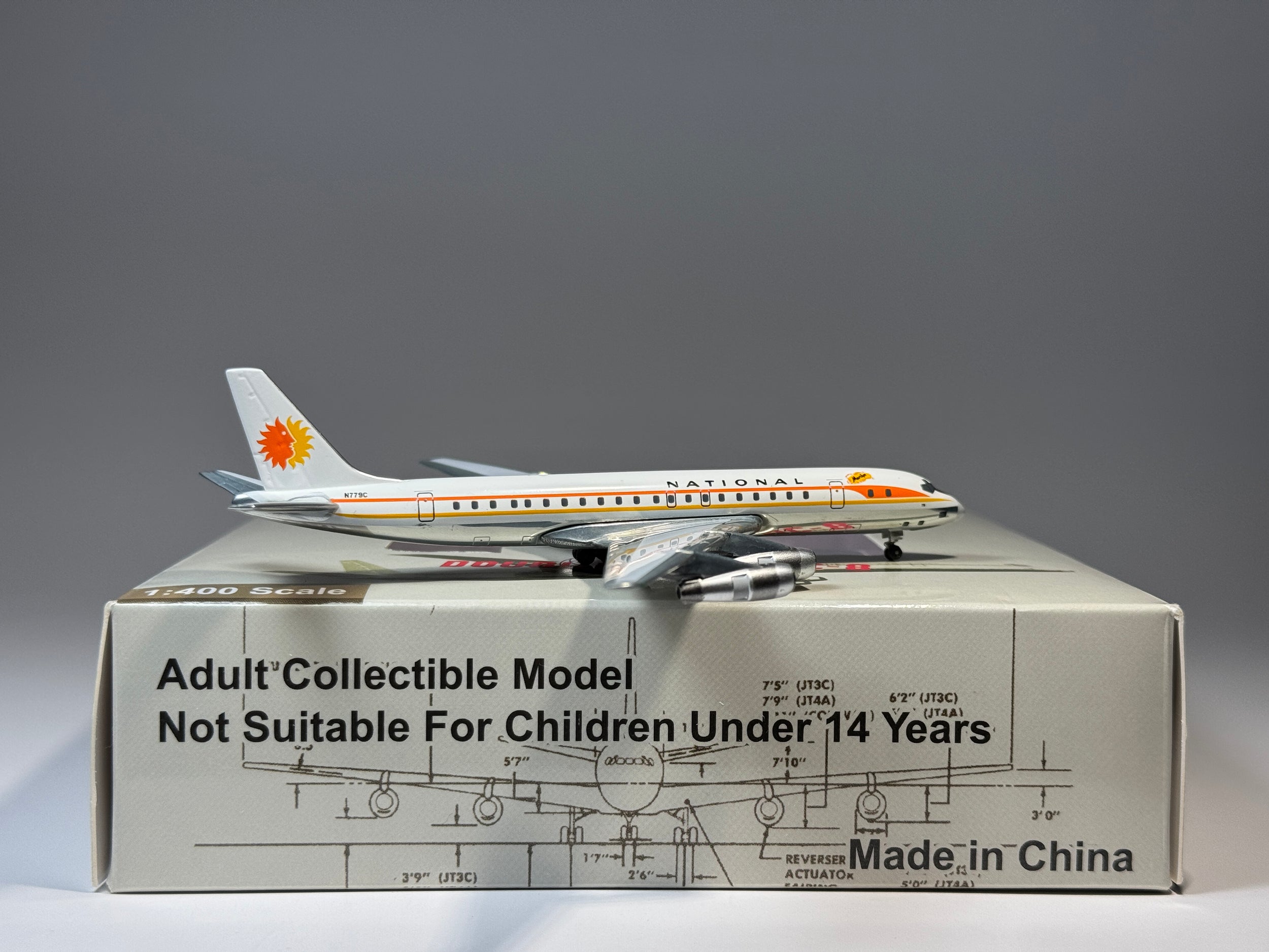 Aeroclassics 1:400 National Airlines Douglas DC-8 N779C "Marilyn" ACN779C