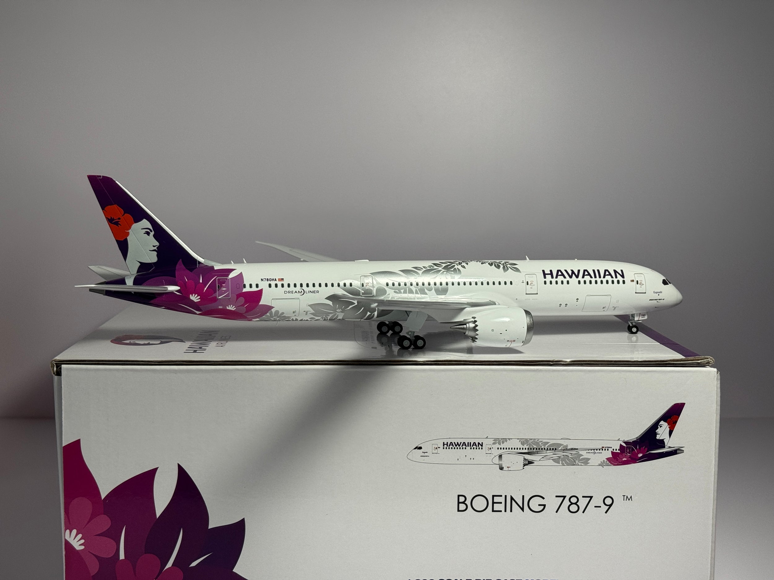 Gemini Jets 1:200 Hawaiian Airlines Boeing 787-9 N780HA Second Floral G2HAL1051