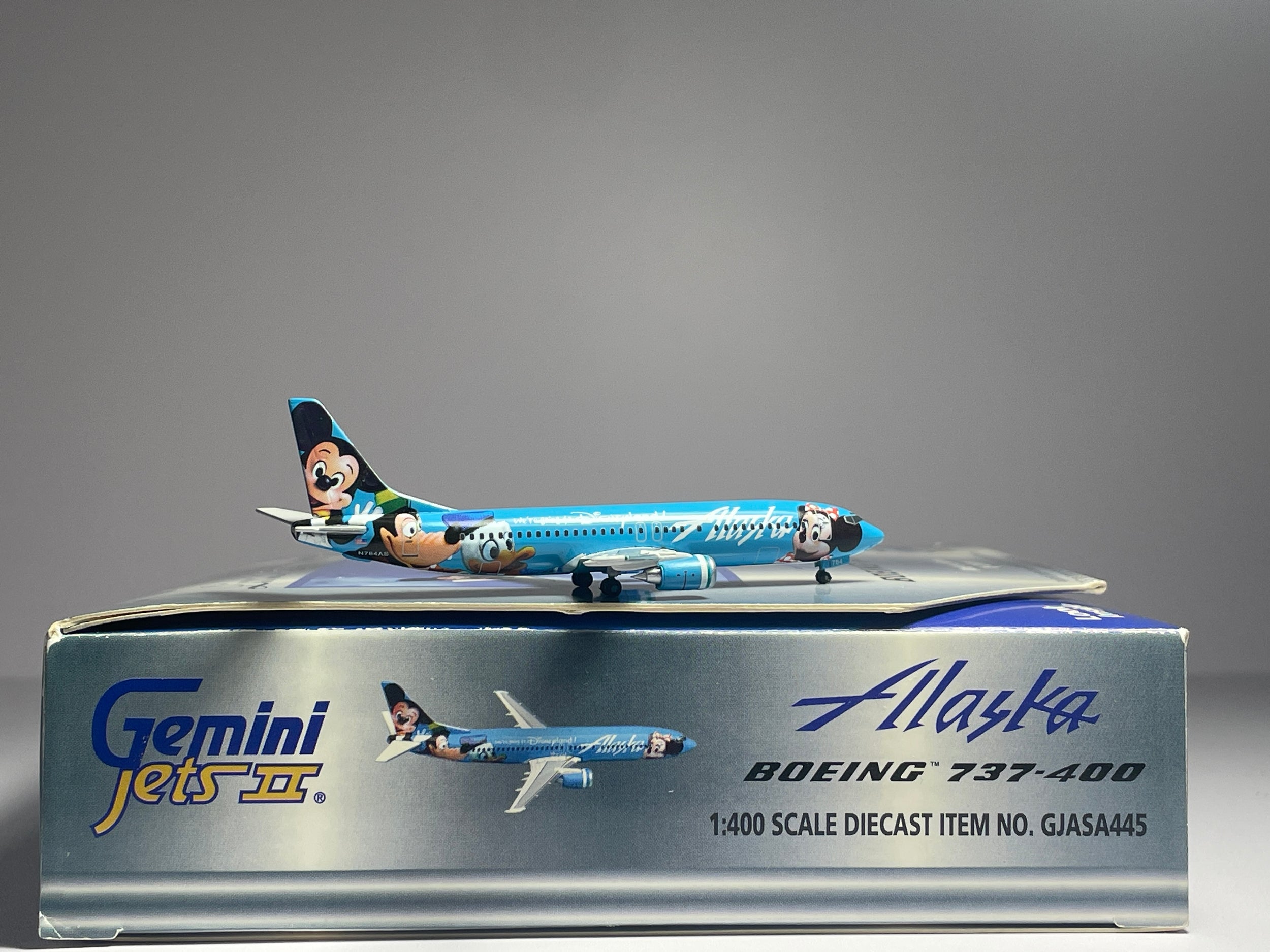Gemini Jets 1:400 Alaska Airlines Boeing 737-400 N784AS Disneyland GJASA445