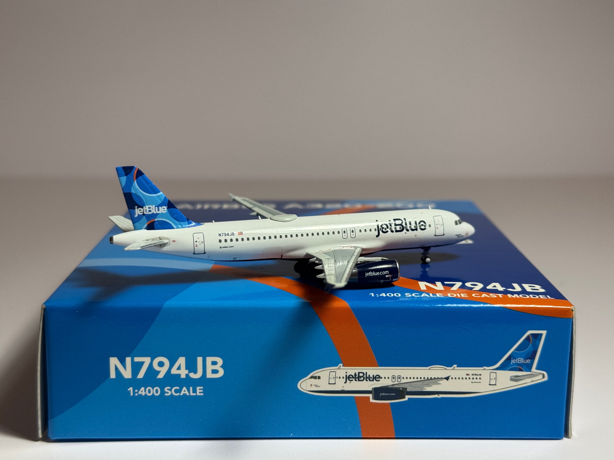 Panda Models 1:400 JetBlue Airbus A320-200 N794JB "Shantay, Blue Stay" PMN794JB
