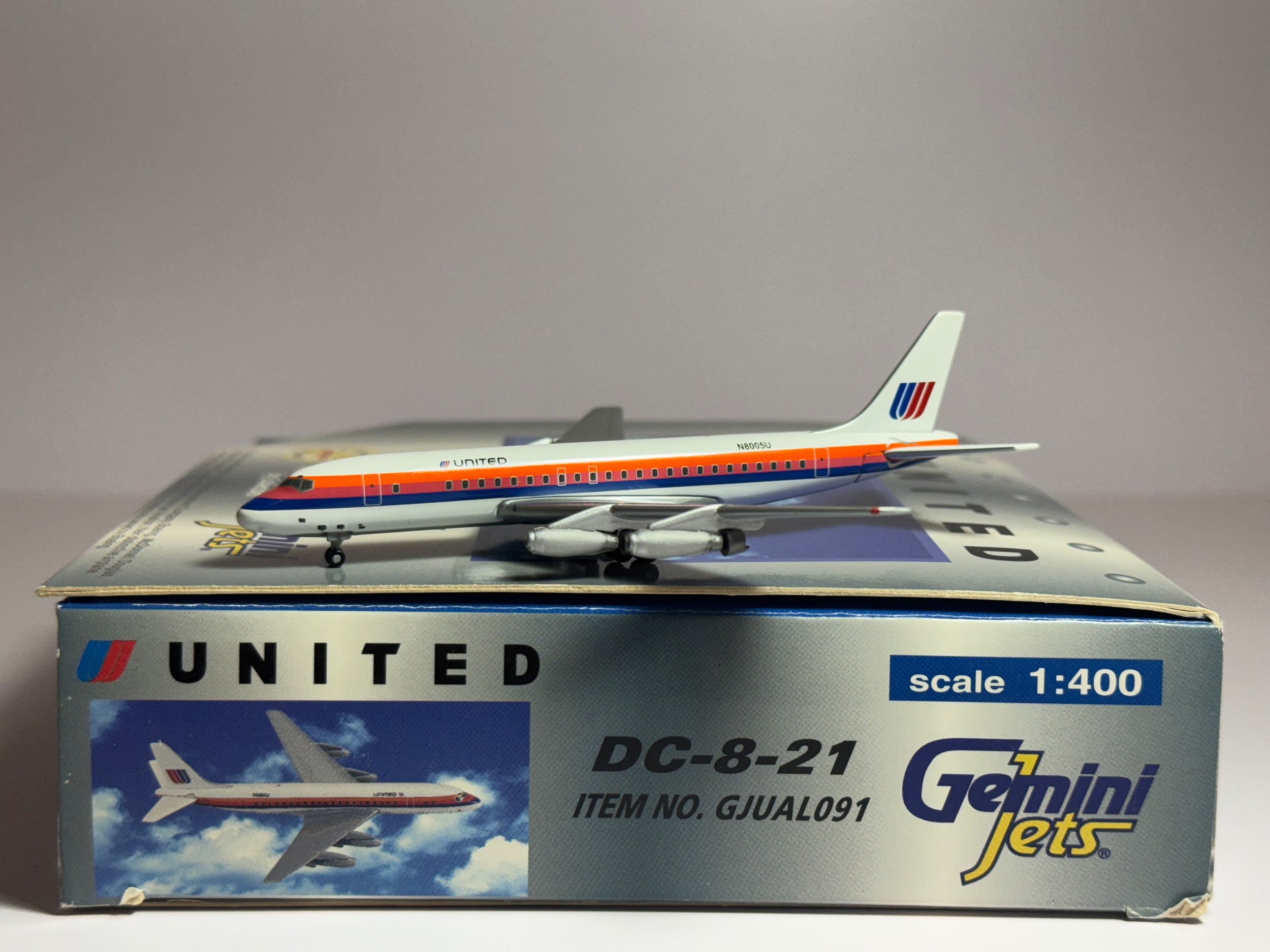 Gemini Jets 1:400 United Airlines Douglas DC-8-20 N8005U Saul Bass GJUAL091