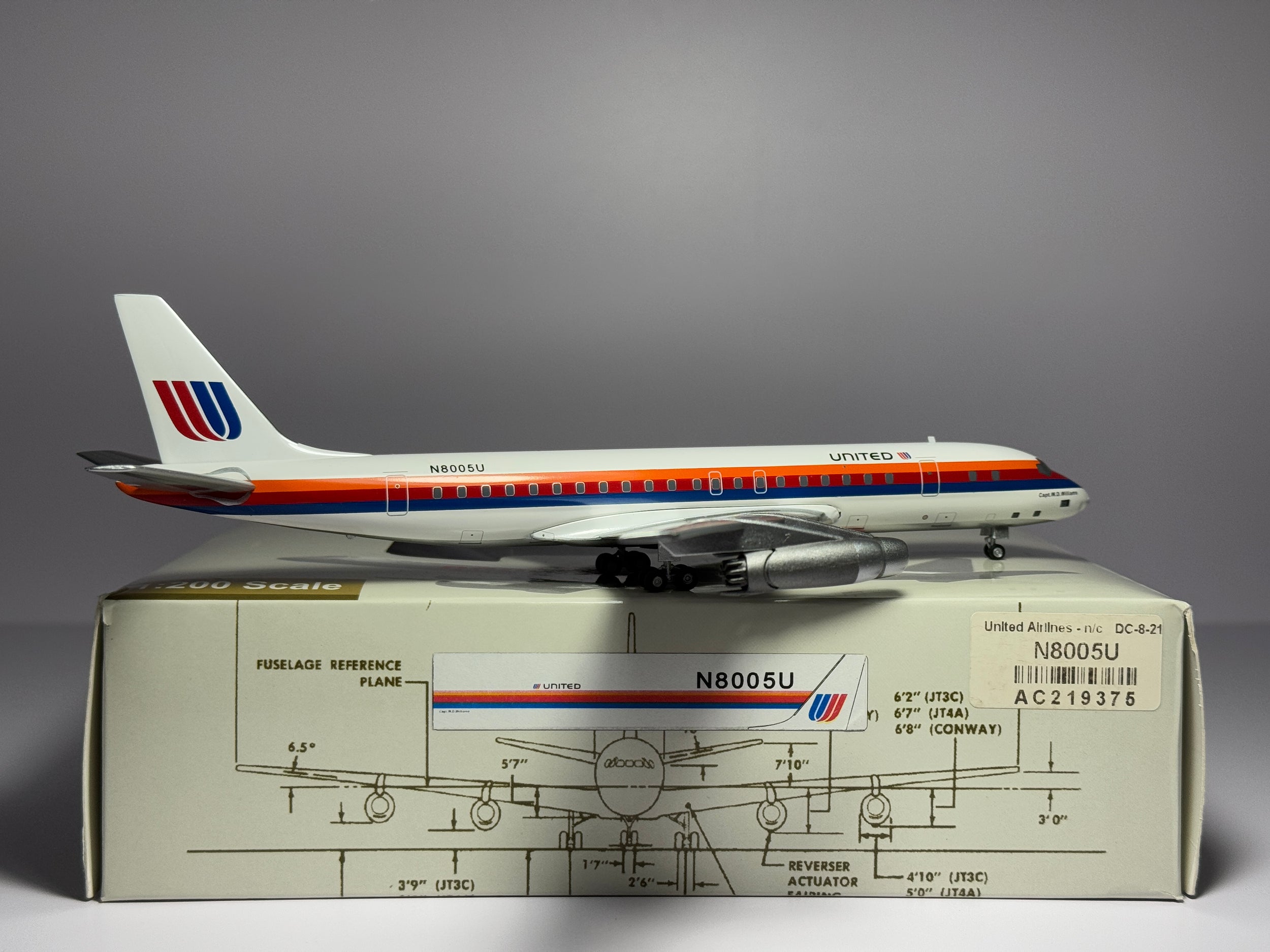 Aeroclassics 1:200 United Airlines Douglas DC-8-20 N8005U Saul Bass AC219375