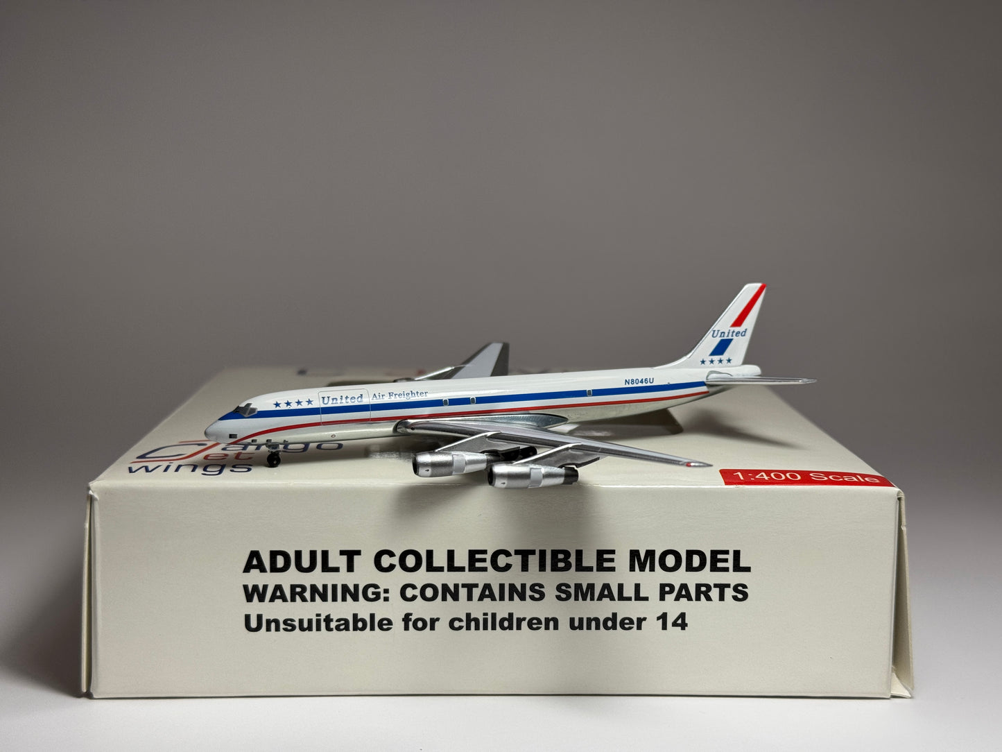 Aeroclassics 1:400 United Freighter Douglas DC-8-54F N8046U Stars & Bars HC-046B