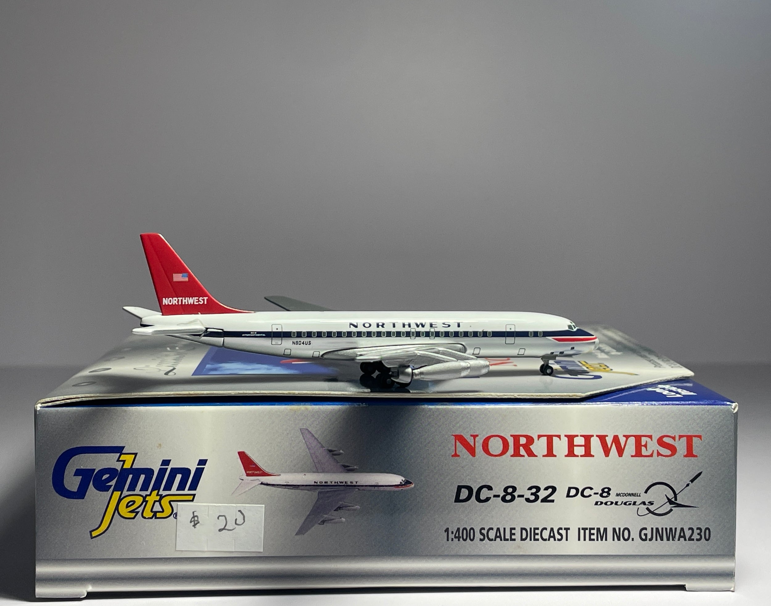 Gemini Jets 1:400 Northwest Airlines Douglas DC-8-30 N804US Jet Red Tail GJNWA230