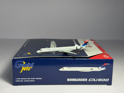 Gemini Jets 1:400 JetBlue Bombardier CRJ900 N806SK Colors in Motion GJDAL2253