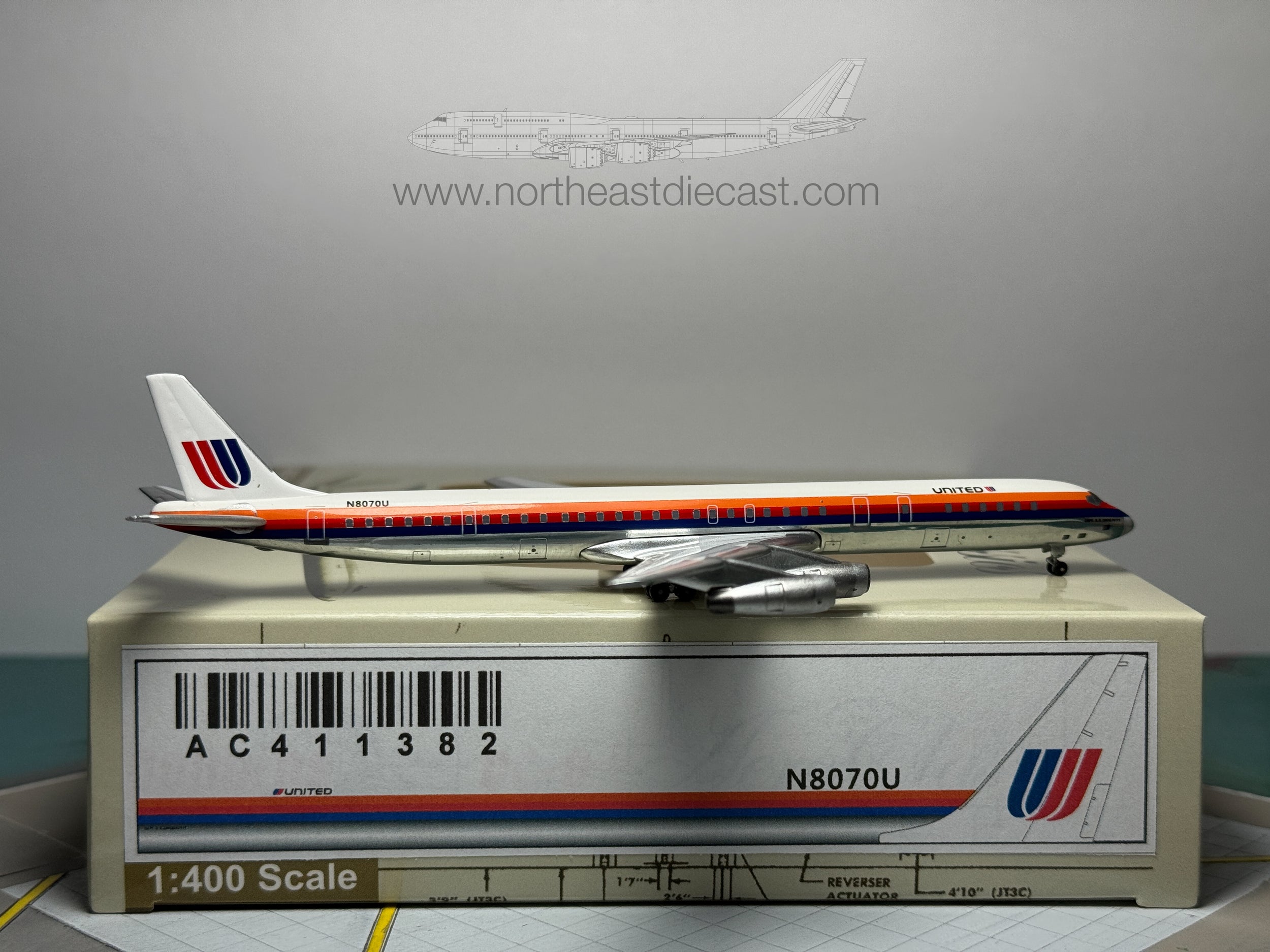 United Airlines Douglas DC-8-61 1:400 Aeroclassics N8070U (AC411382)