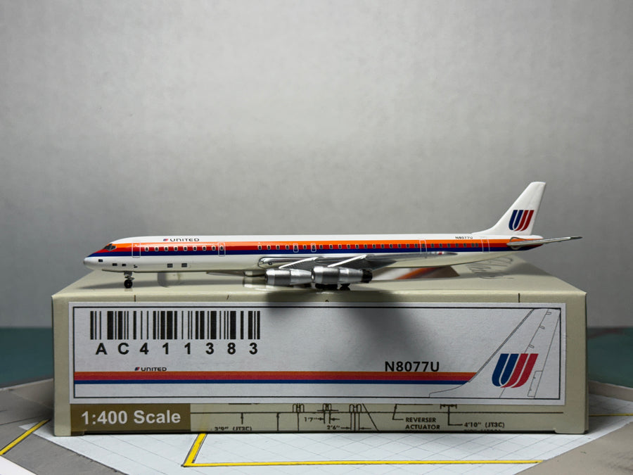 Aeroclassics 1:400 United Airlines Douglas DC-8 N8077U Saul Bass AC411383