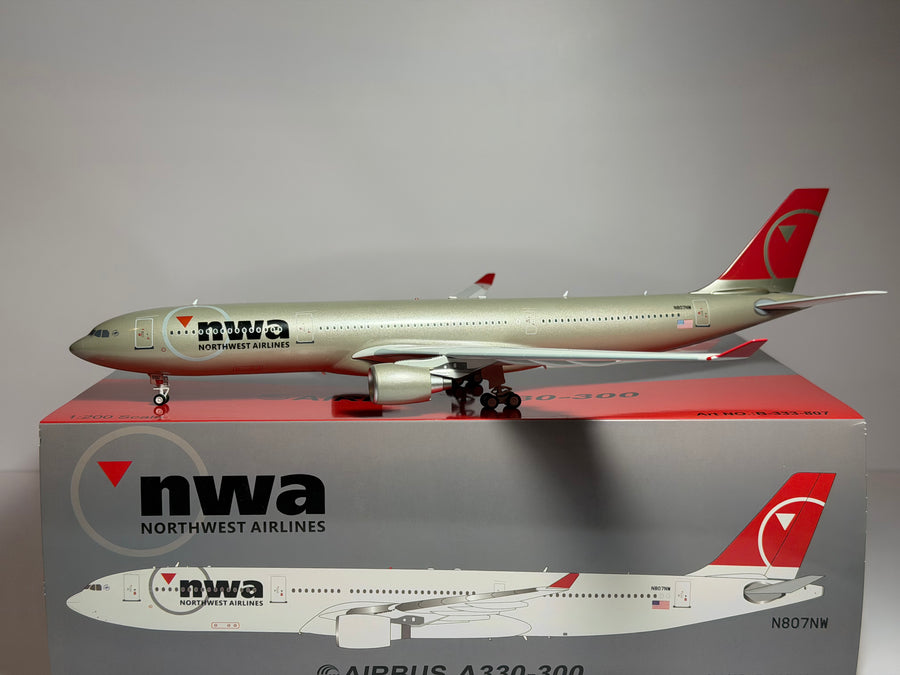 Inflight200 1:200 Northwest Airlines Airbus A330-300 N807NW last colors B-333-807 w/stand