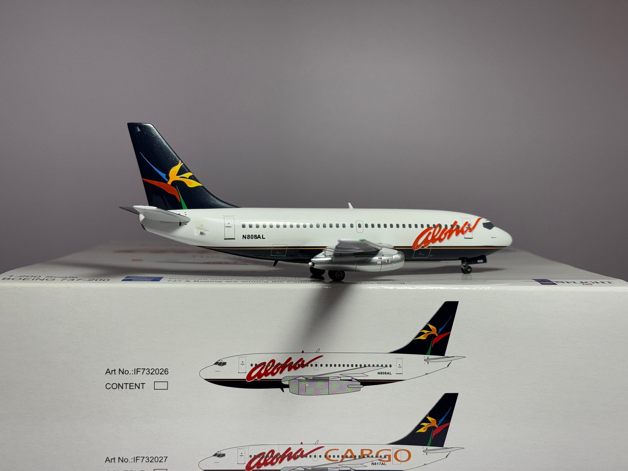 Inflight200 Aloha Airlines Boeing 737-200 N808AL 1990s colors IF732026