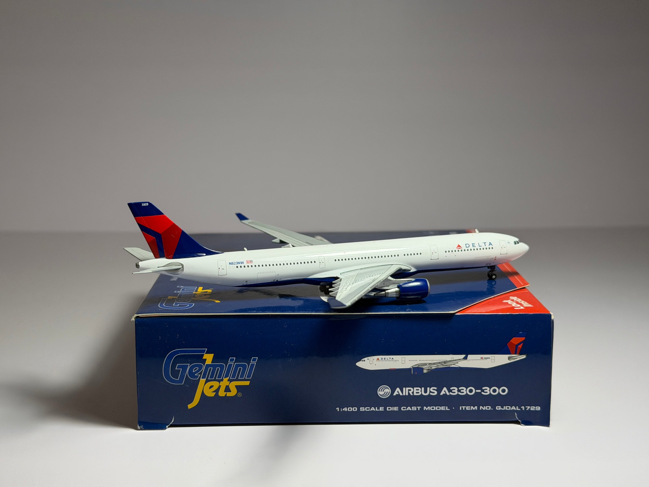 Delta Air Lines Airbus A330-300 1:400 Gemini Jets N823NW (GJDAL1729)