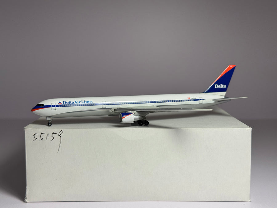 Dragon Wings 1:400 Delta Air Lines Boeing 767-400 N826MH Interim 55159