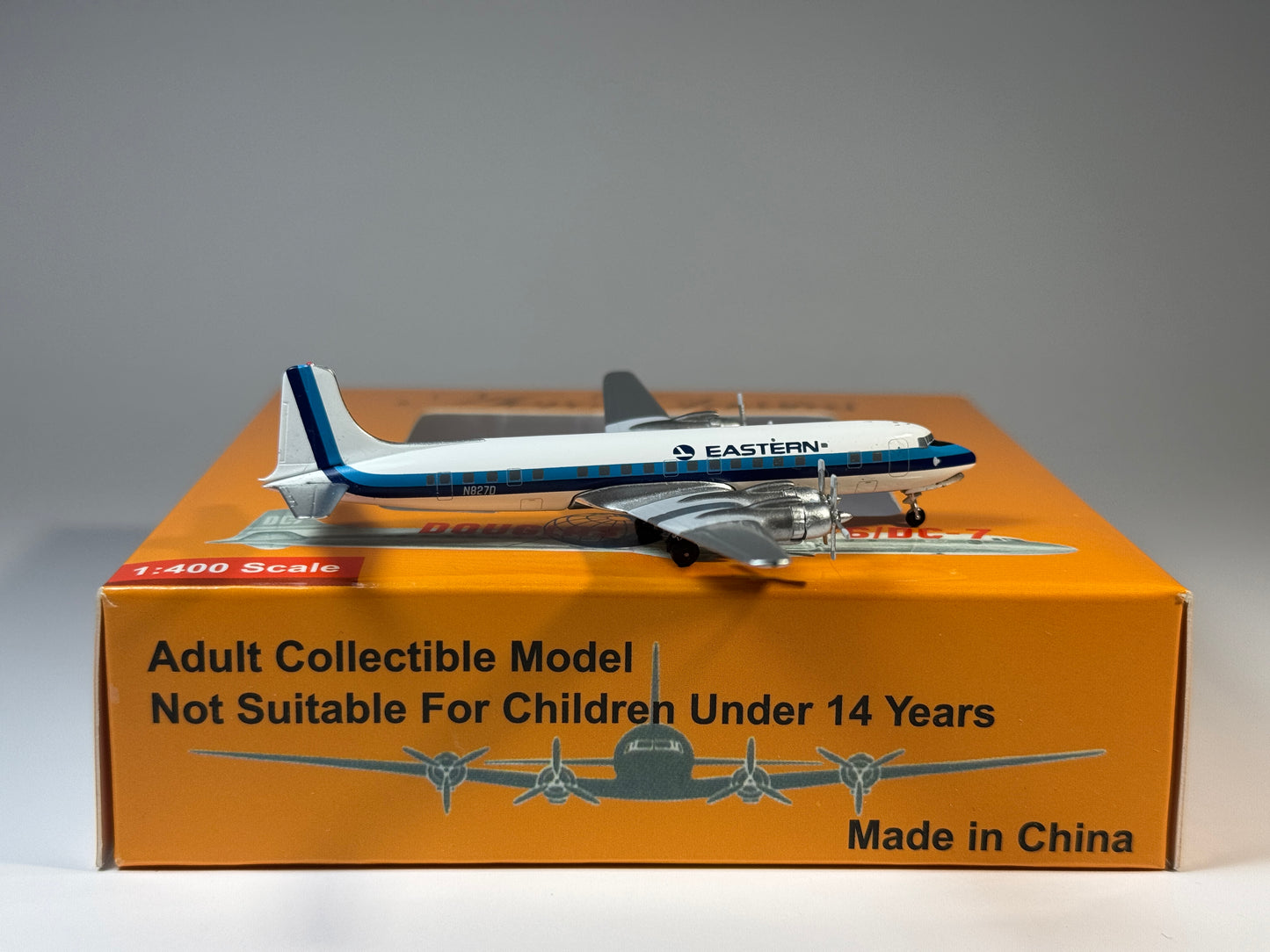 Aeroclassics 1:400 Eastern Airlines Douglas DC-7 N827D Hockey Stick ACN827D